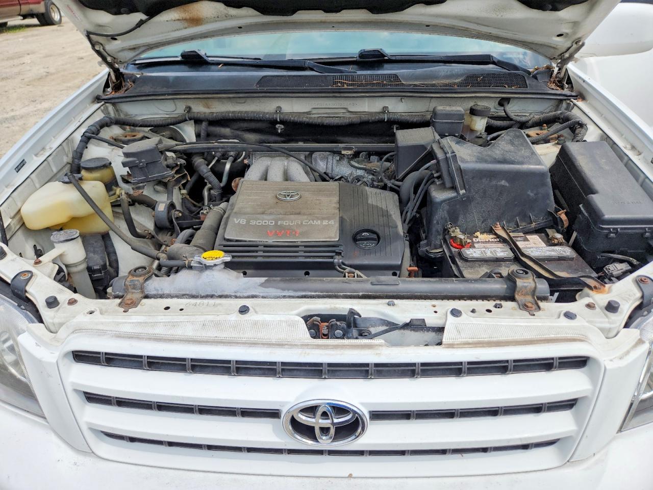 JTEGF21A430120643 · 2003 TOYOTA HIGHLANDER · 12/13