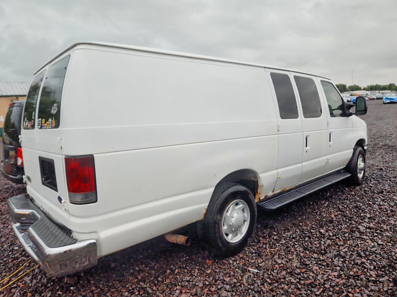 1FTNS24L88DA02115 · 2008 FORD ECONOLINE · 3/13