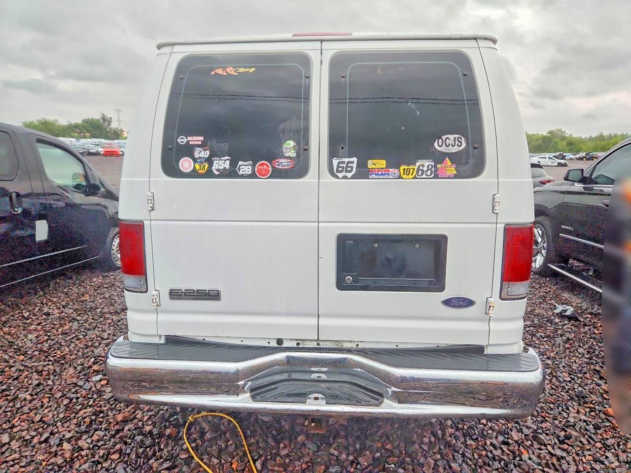 1FTNS24L88DA02115 · 2008 FORD ECONOLINE · 6/13
