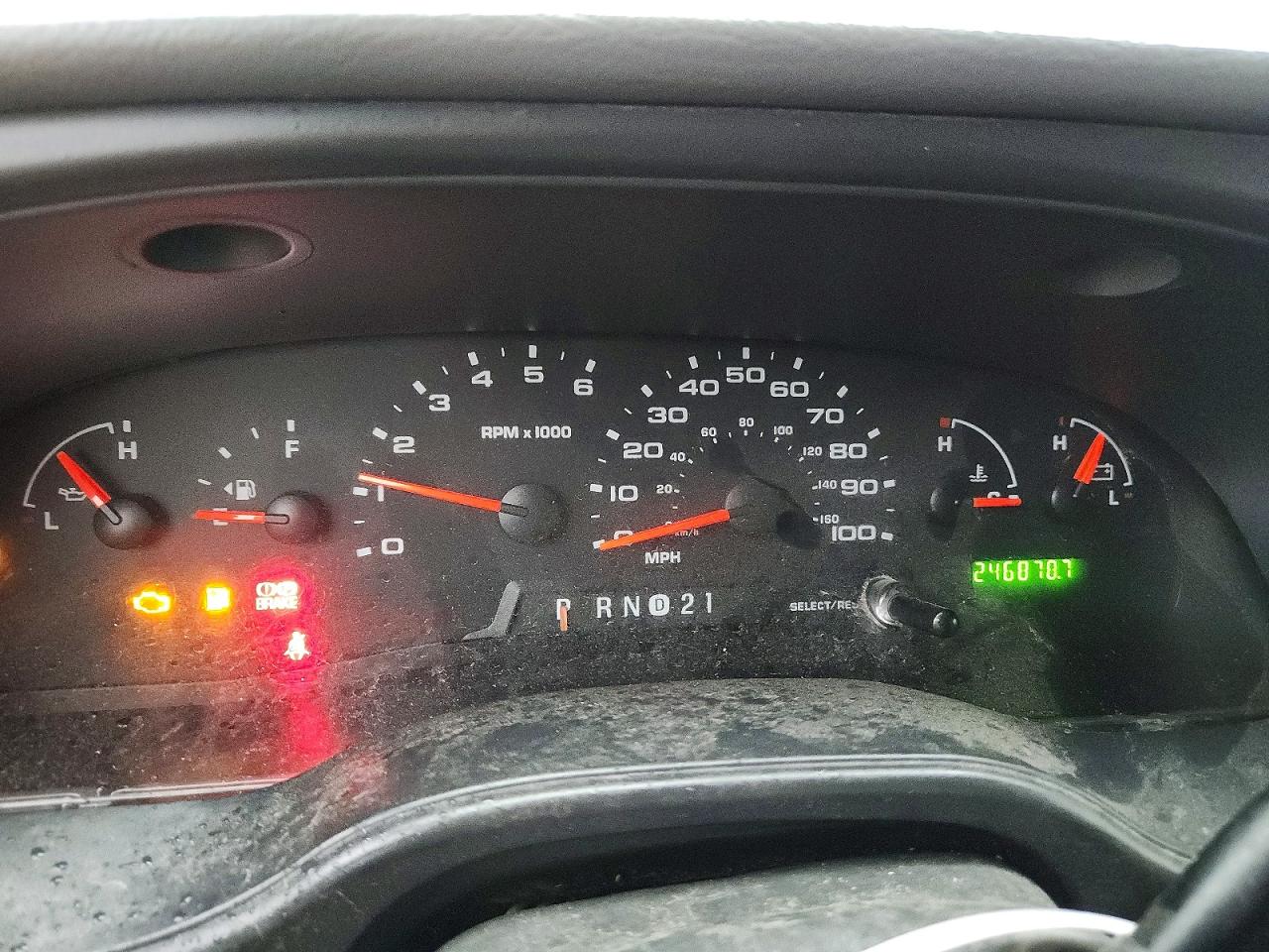 1FTNS24L88DA02115 · 2008 FORD ECONOLINE · 9/13