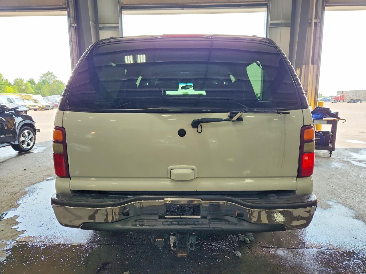 3GNFK16Z63G334637 · 2003 CHEVROLET SUBURBAN · 6/13