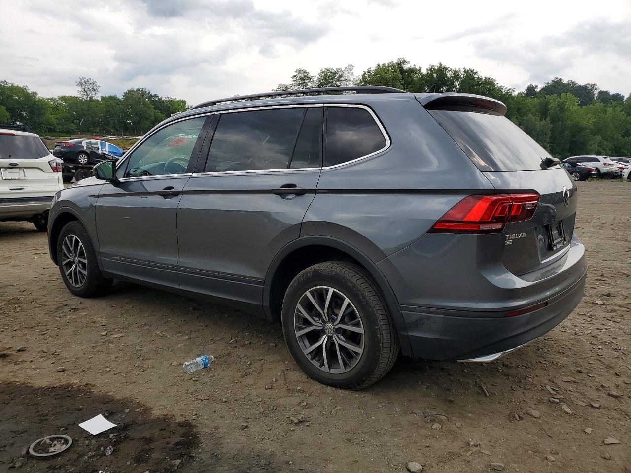 3VV2B7AX4KM005128 · 2019 VOLKSWAGEN TIGUAN · 2/13