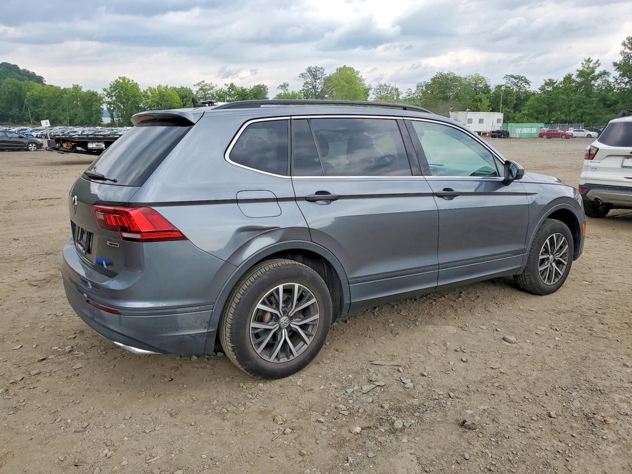 3VV2B7AX4KM005128 · 2019 VOLKSWAGEN TIGUAN · 3/13