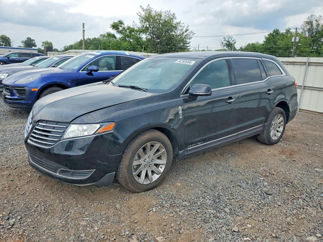 2LMHJ5NK7KBL04256 · 2019 LINCOLN MKT