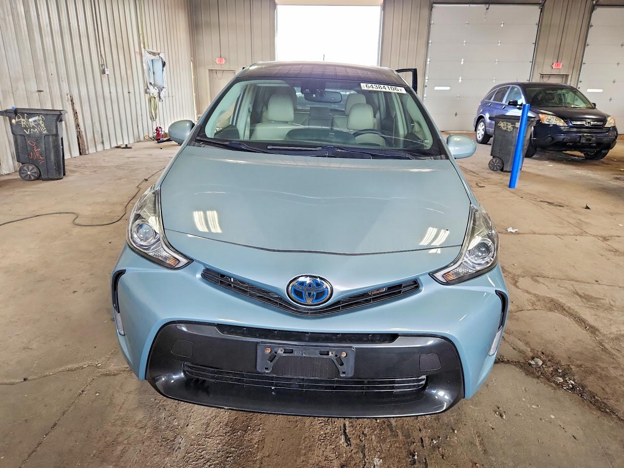 JTDZN3EU3GJ050109 · 2016 TOYOTA PRIUS V · 5/12