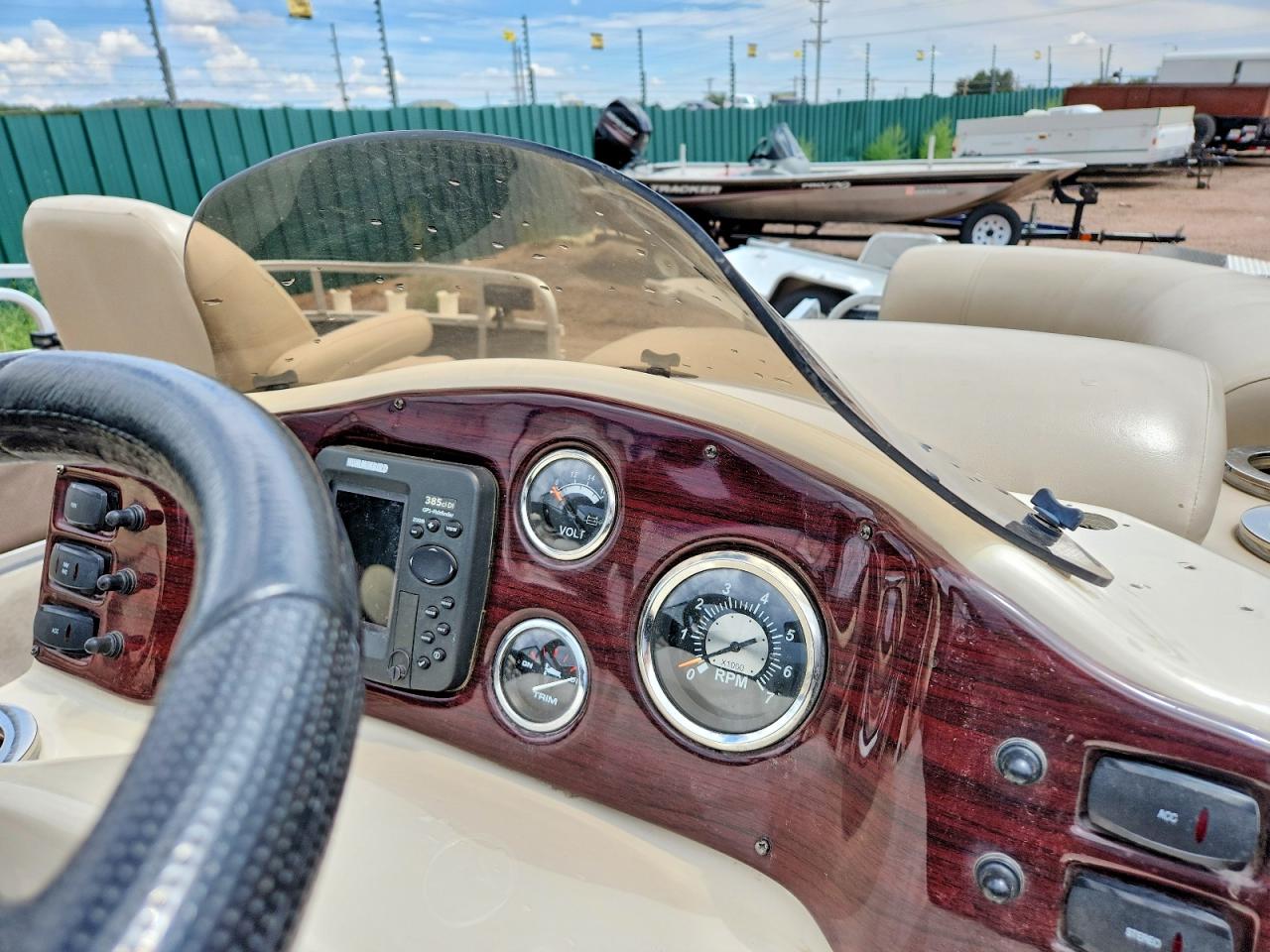 APX158501112 · 2012 APEX BOAT · 8/10