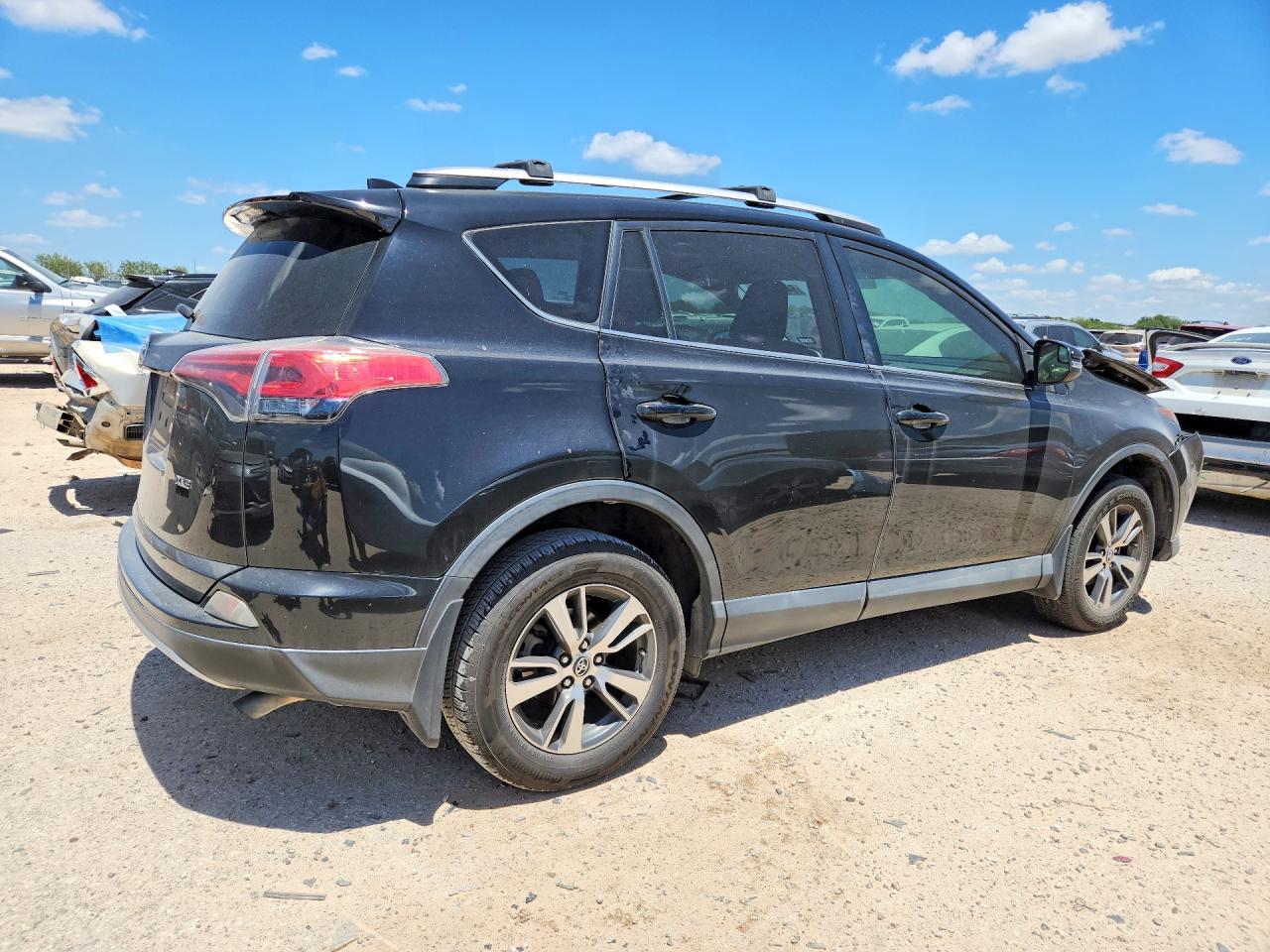 2T3WFREV0GW252242 · 2016 TOYOTA RAV4 · 3/13