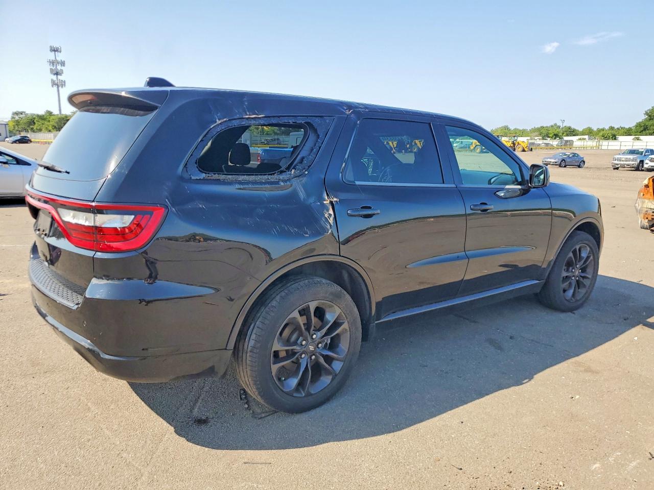 1C4RDJAG6MC521581 · 2021 DODGE DURANGO · 3/13