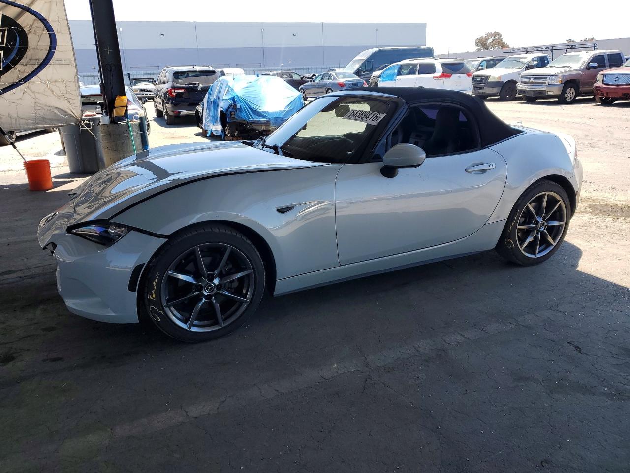 JM1NDAD74H0124520 · 2017 MAZDA MX-5 MIATA