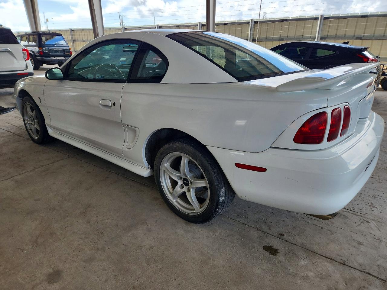 1FAFP47V4WF193876 · 1998 FORD MUSTANG · 2/12