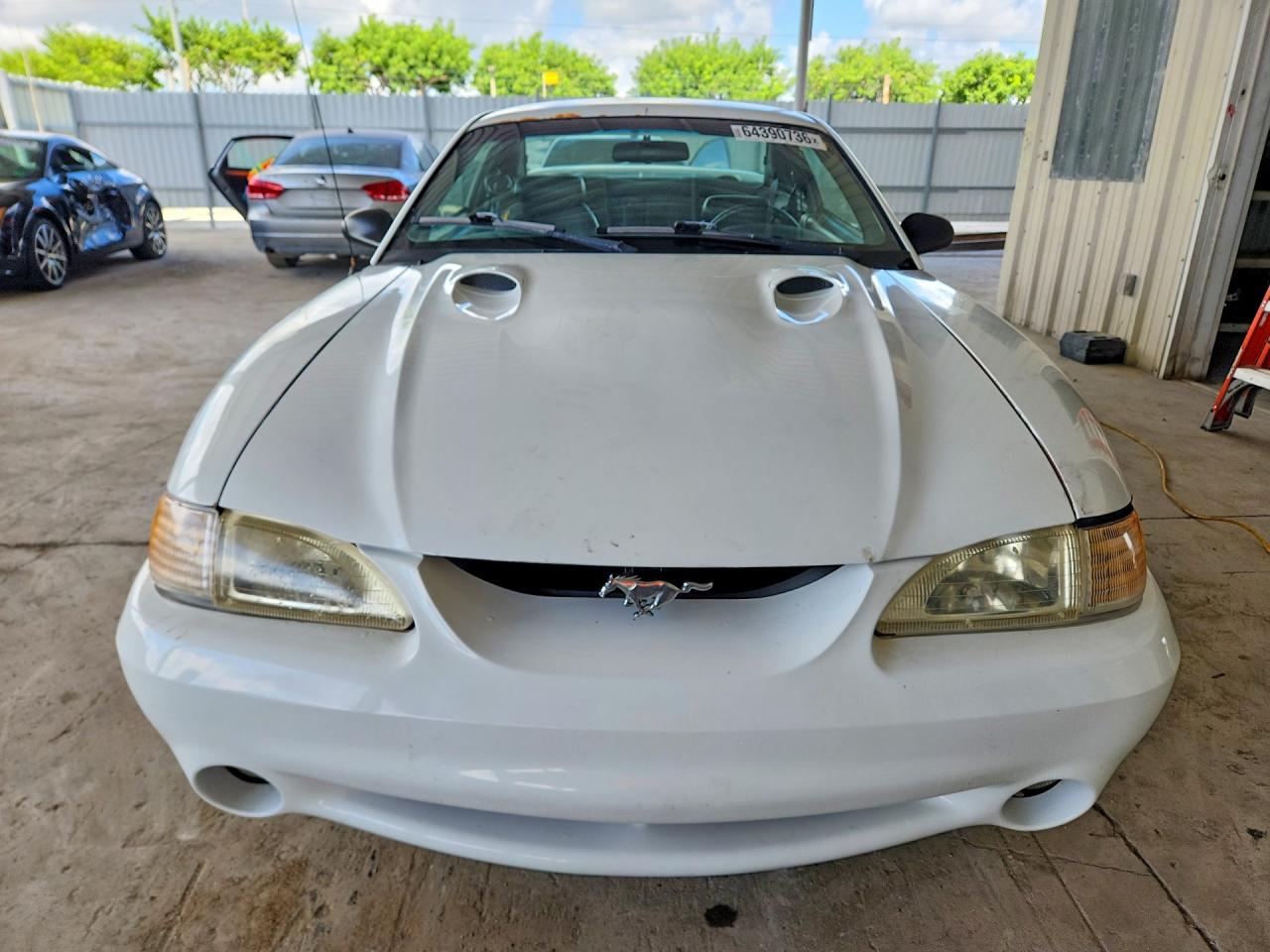 1FAFP47V4WF193876 · 1998 FORD MUSTANG · 5/12