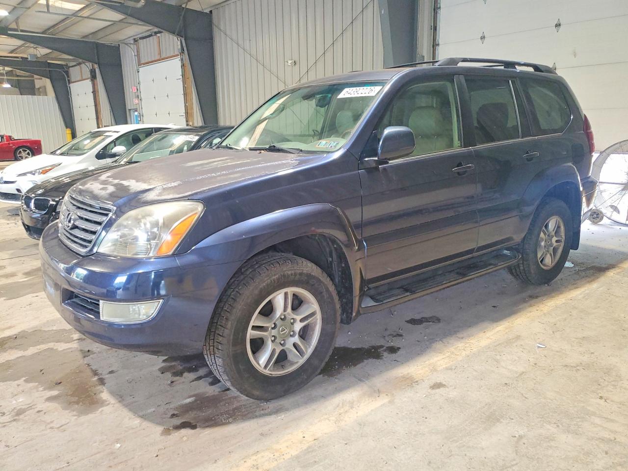JTJBT20XX30011632 · 2003 LEXUS GX