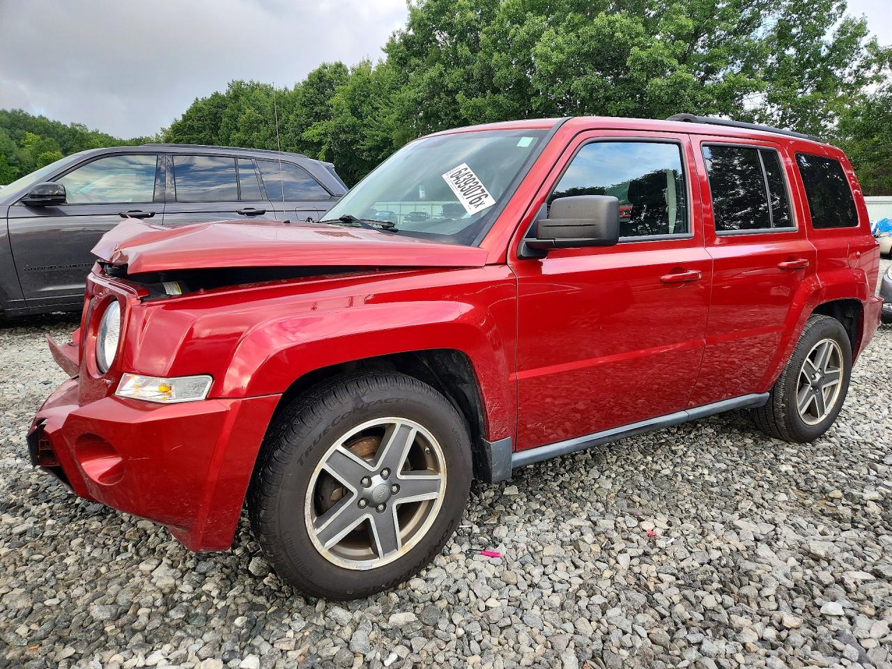 1J4NF2GB2AD505825 · 2010 JEEP PATRIOT
