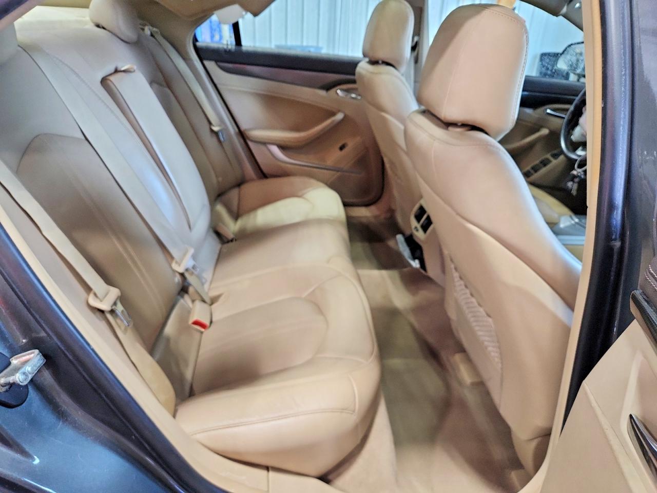 1G6DJ5ED3B0141500 · 2011 CADILLAC CTS · 10/12