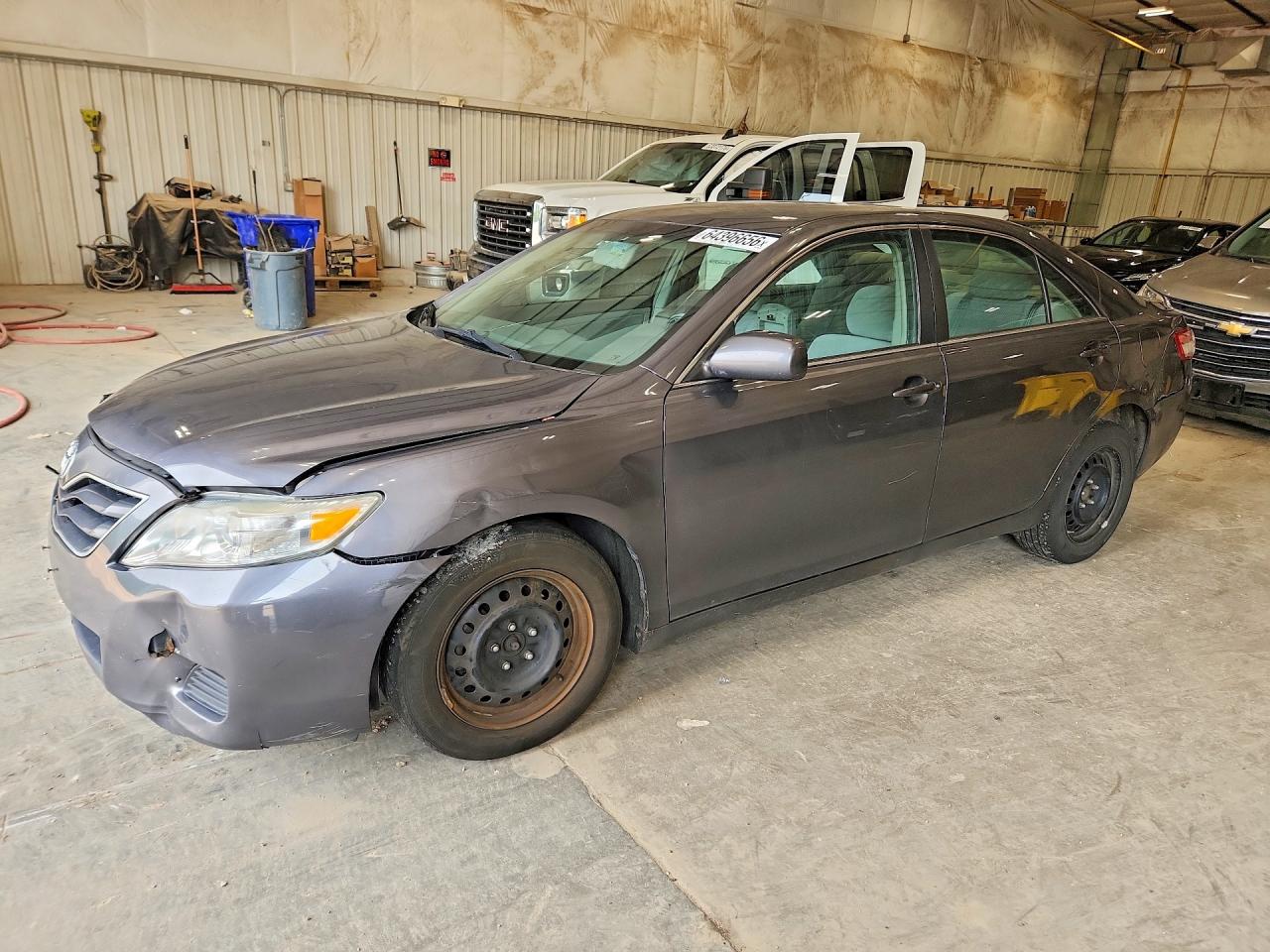 4T4BF3EK3BR124067 · 2011 TOYOTA CAMRY