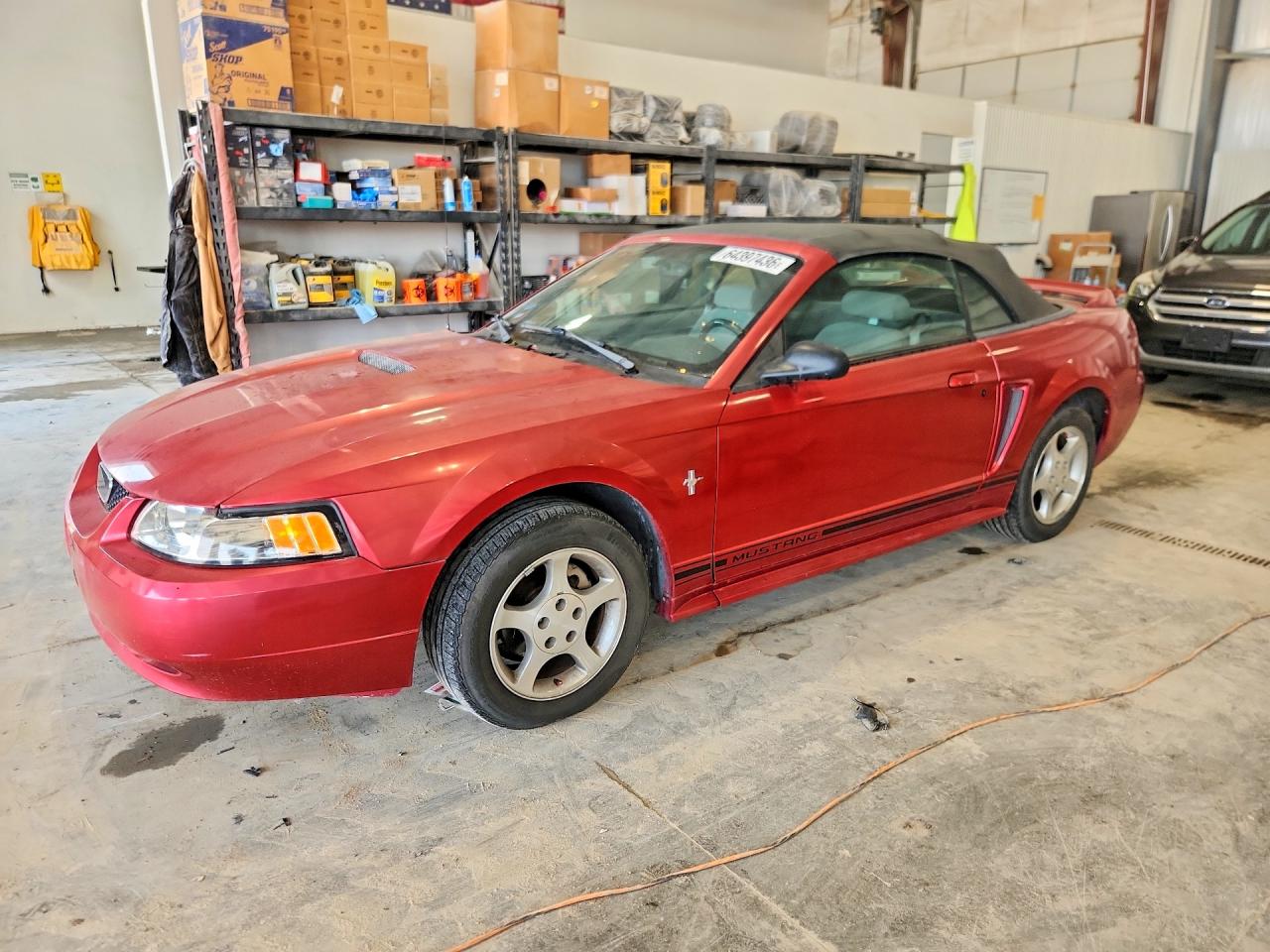 1FAFP4444YF255209 · 2000 FORD MUSTANG