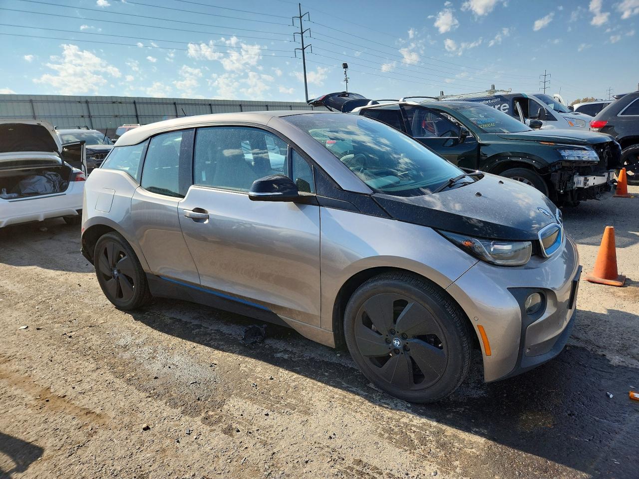 WBY1Z2C58FV555320 · 2015 BMW I3 · 4/12