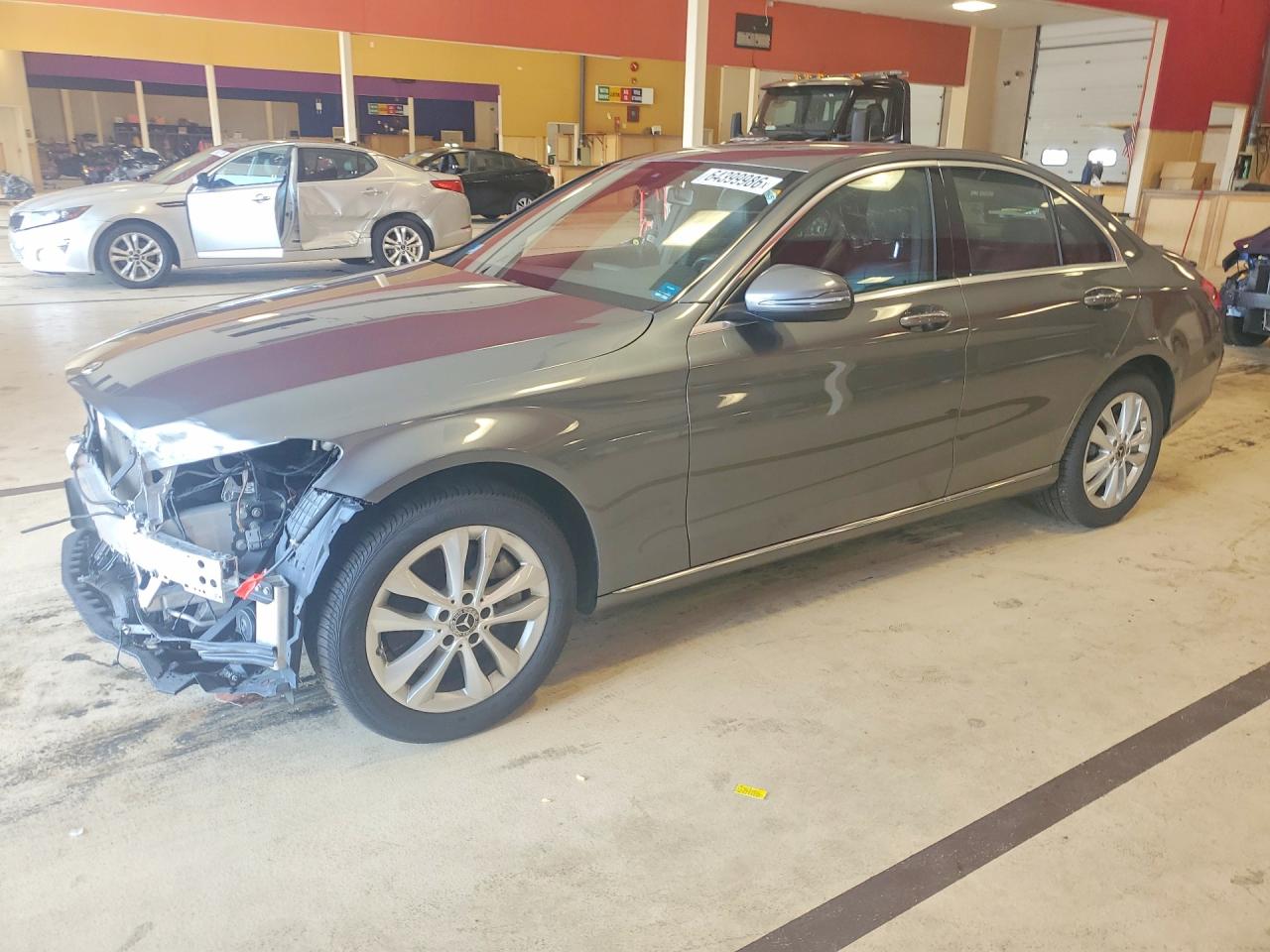 55SWF8EB5KU292619 · 2019 MERCEDES-BENZ C