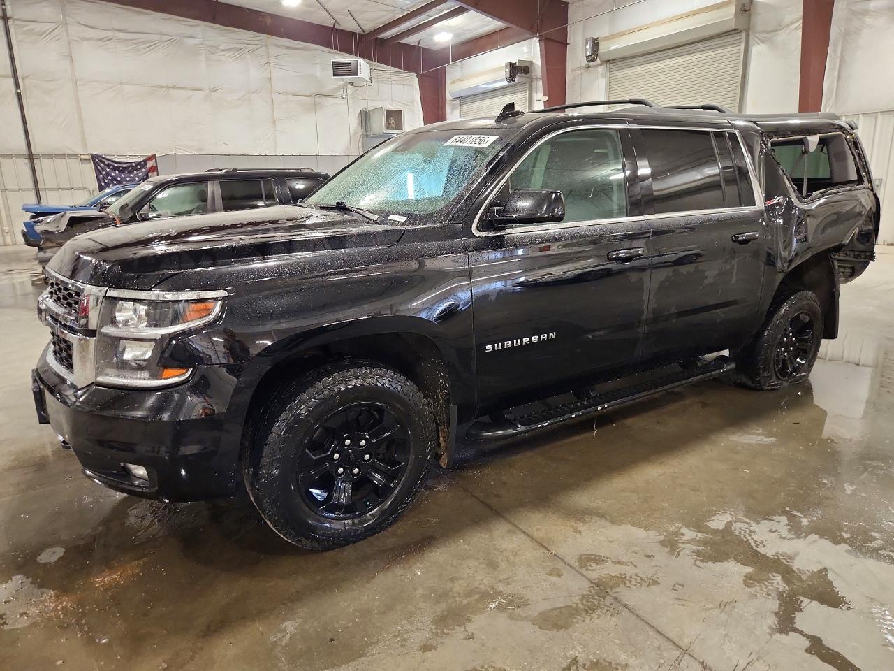 1GNSKHKC8KR215429 · 2019 CHEVROLET SUBURBAN