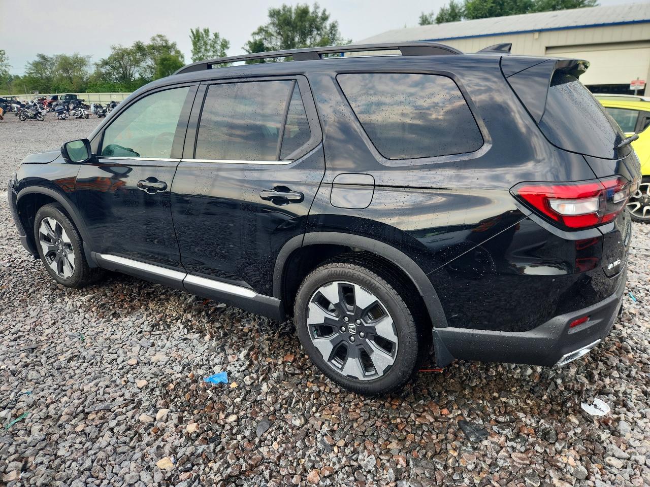 5FNYG1H84TB013953 · 2026 HONDA PILOT · 2/14
