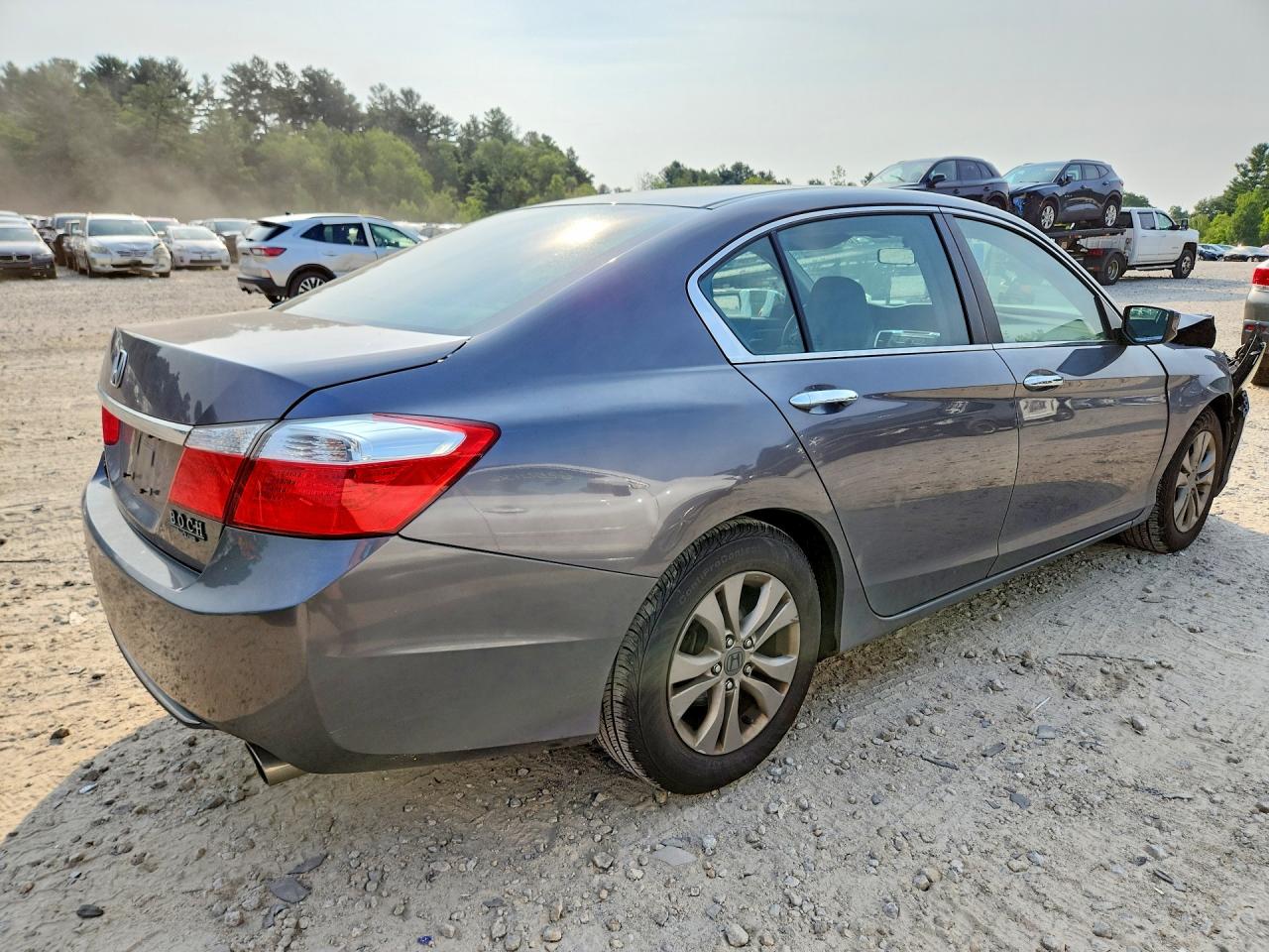1HGCR2F32DA101588 · 2013 HONDA ACCORD · 3/12
