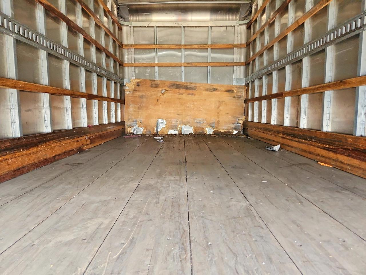 JALC4W167J7010359 · 2018 ISUZU NPR HD · 10/13