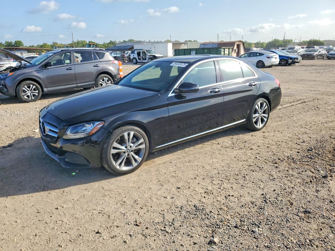 55SWF4JB9JU252637 · 2018 MERCEDES-BENZ C