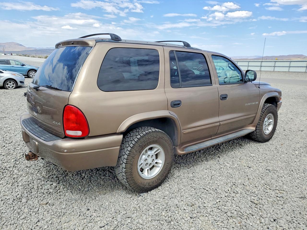 1B4HS28Z9YF288683 · 2000 DODGE DURANGO · 3/13