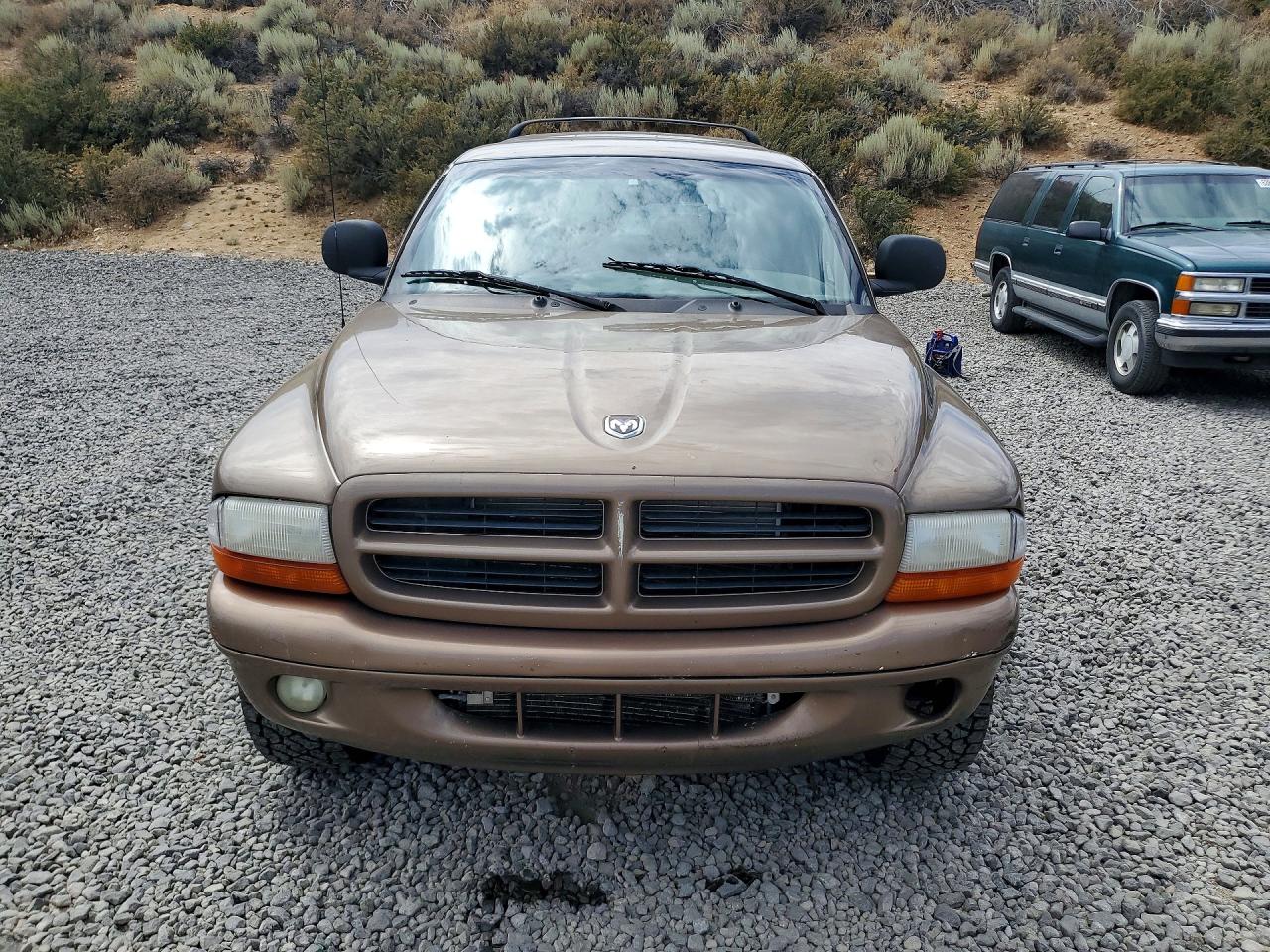 1B4HS28Z9YF288683 · 2000 DODGE DURANGO · 5/13