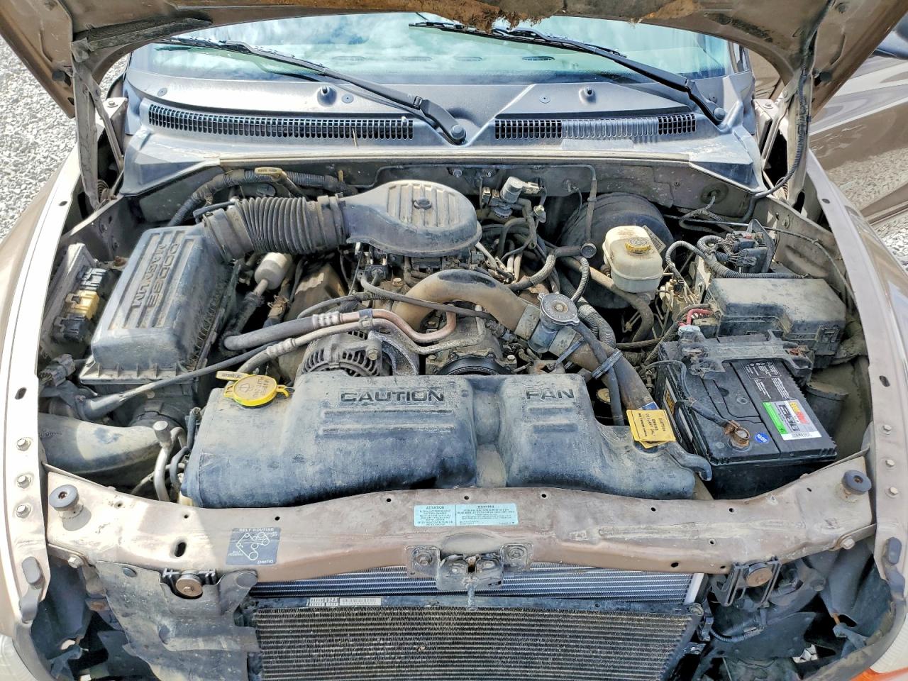 1B4HS28Z9YF288683 · 2000 DODGE DURANGO · 12/13