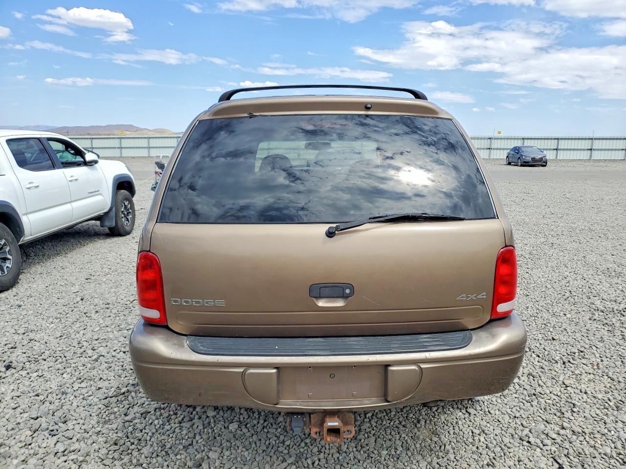 1B4HS28Z9YF288683 · 2000 DODGE DURANGO · 6/13