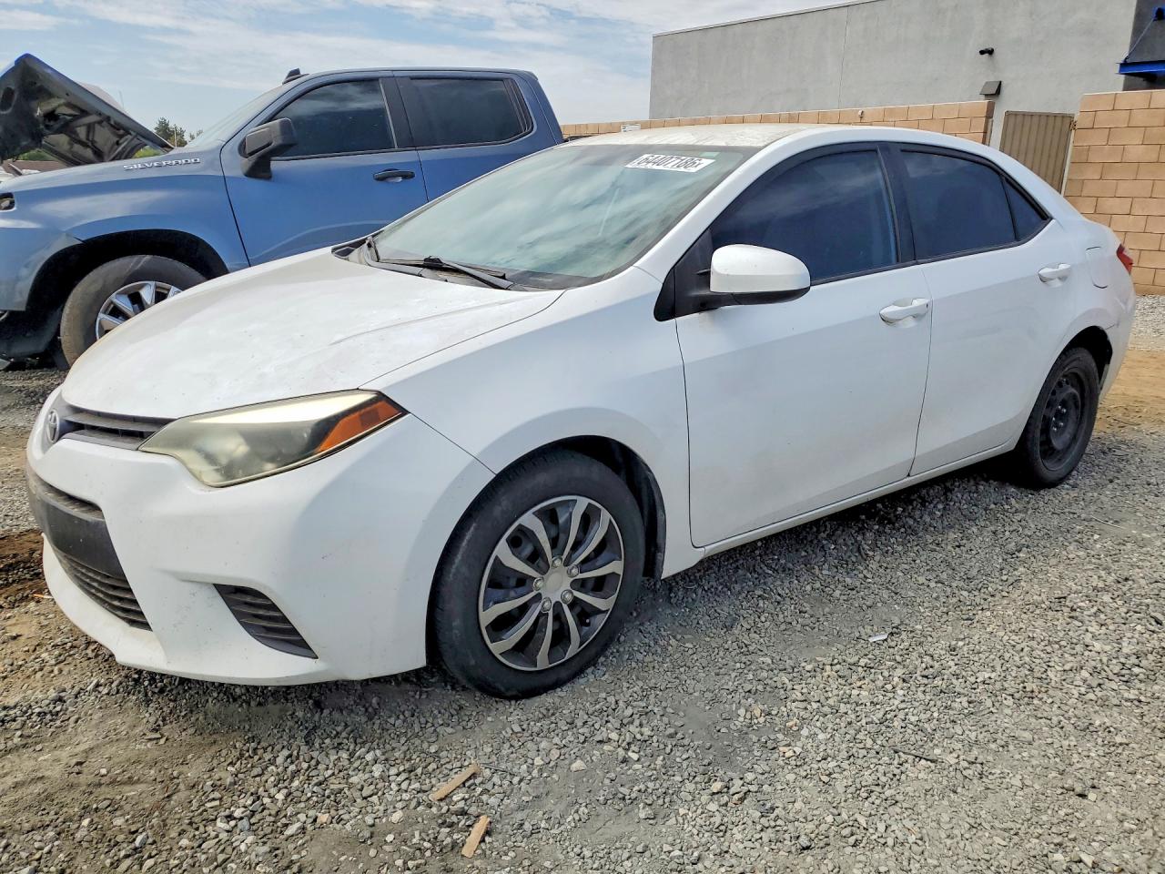2T1BURHE7FC465200 · 2015 TOYOTA COROLLA