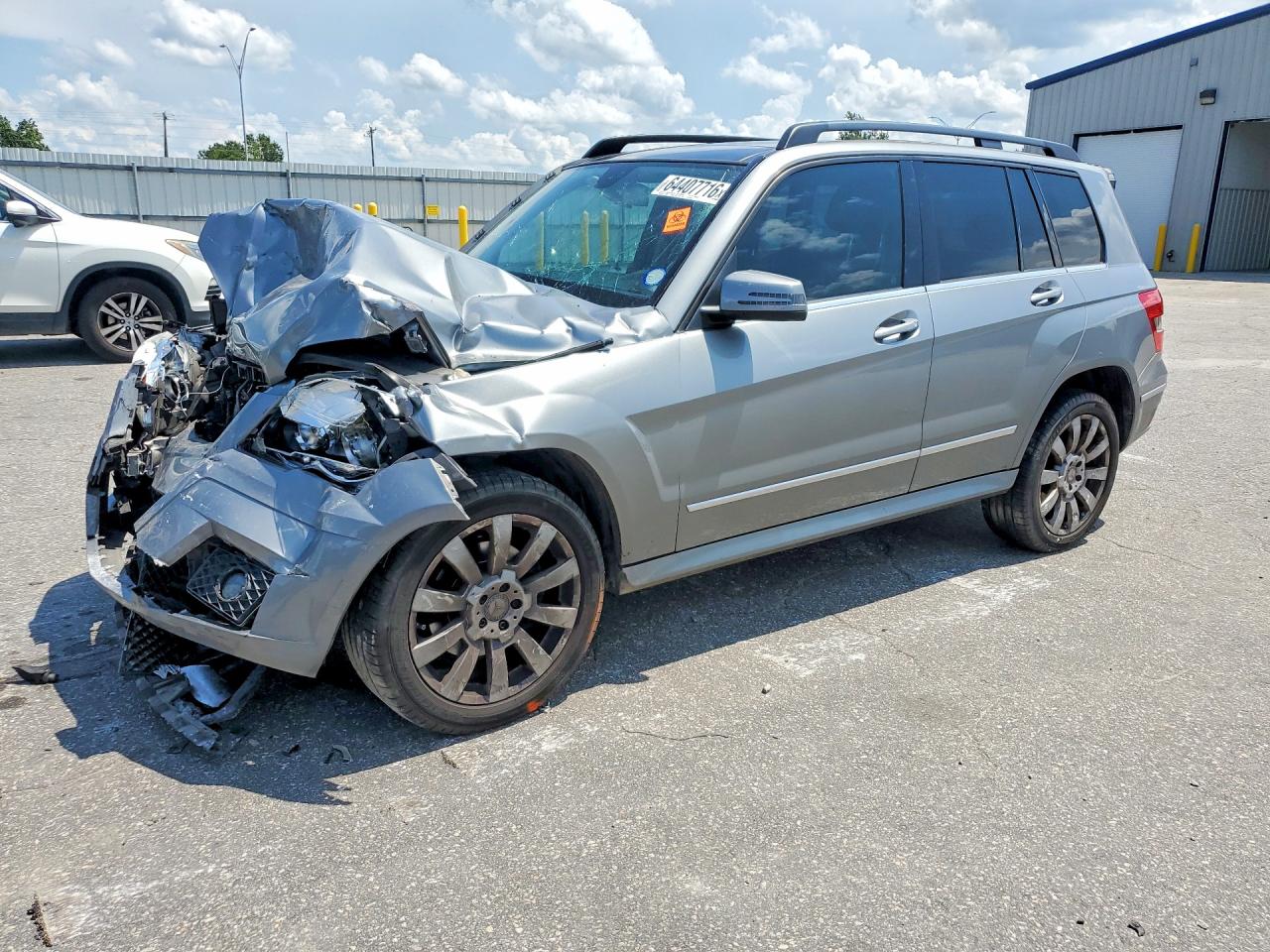2011 MERCEDES-BENZ GLK