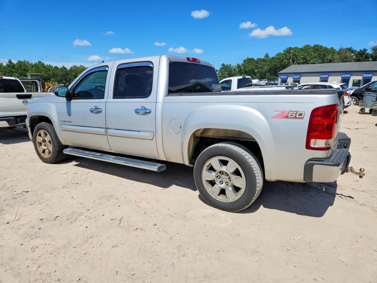 3GTP1VE04BG143436 · 2011 GMC SIERRA · 2/12