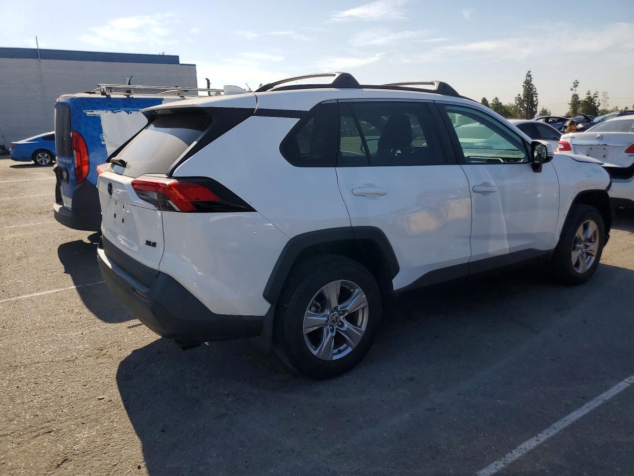 2T3W1RFV1PC218020 · 2023 TOYOTA RAV4 · 3/14