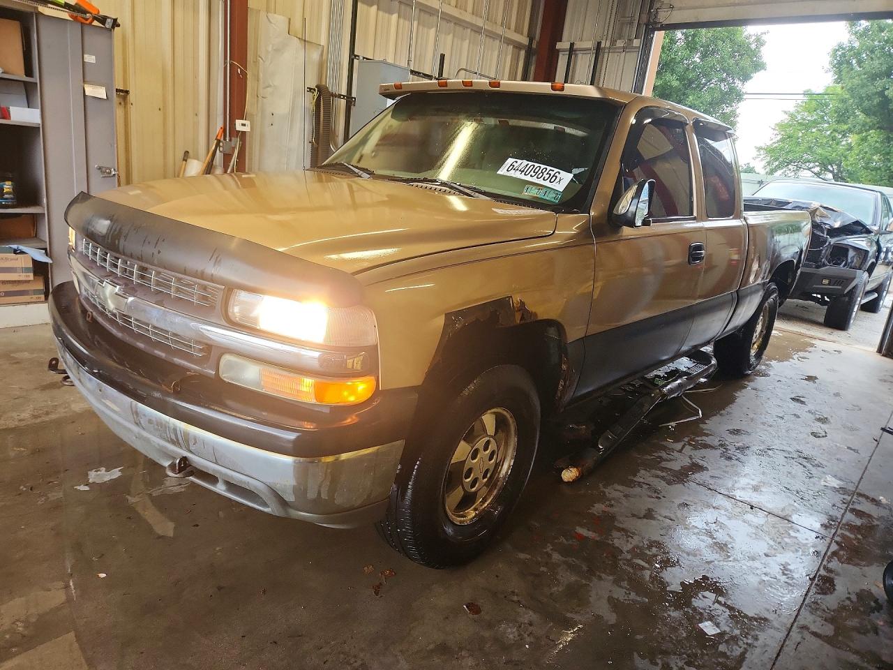 1GCEK19T11Z220117 · 2001 CHEVROLET SILVERADO