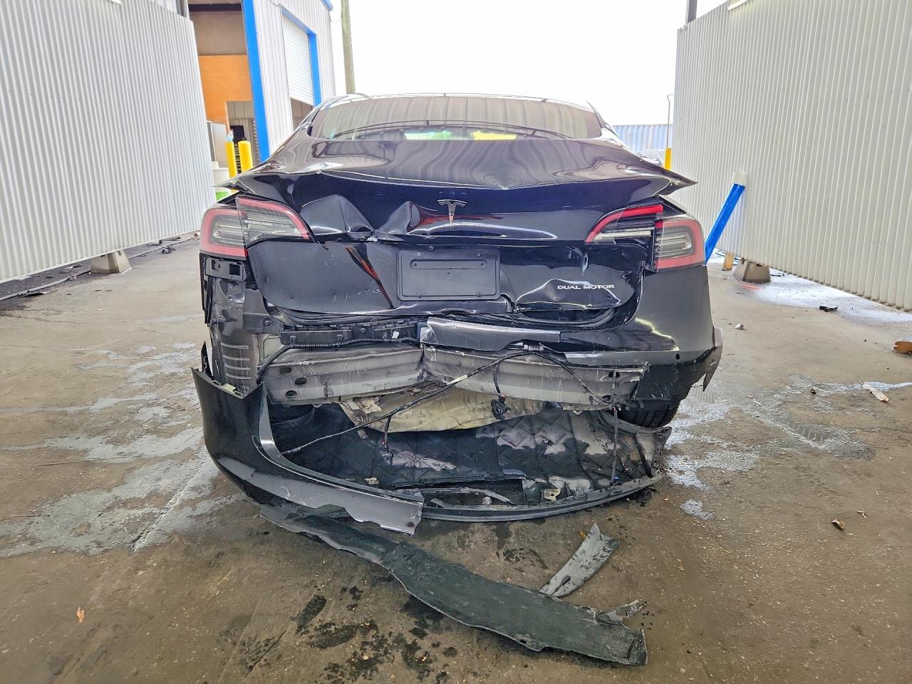 5YJ3E1EB2NF286960 · 2022 TESLA MODEL 3 · 6/12