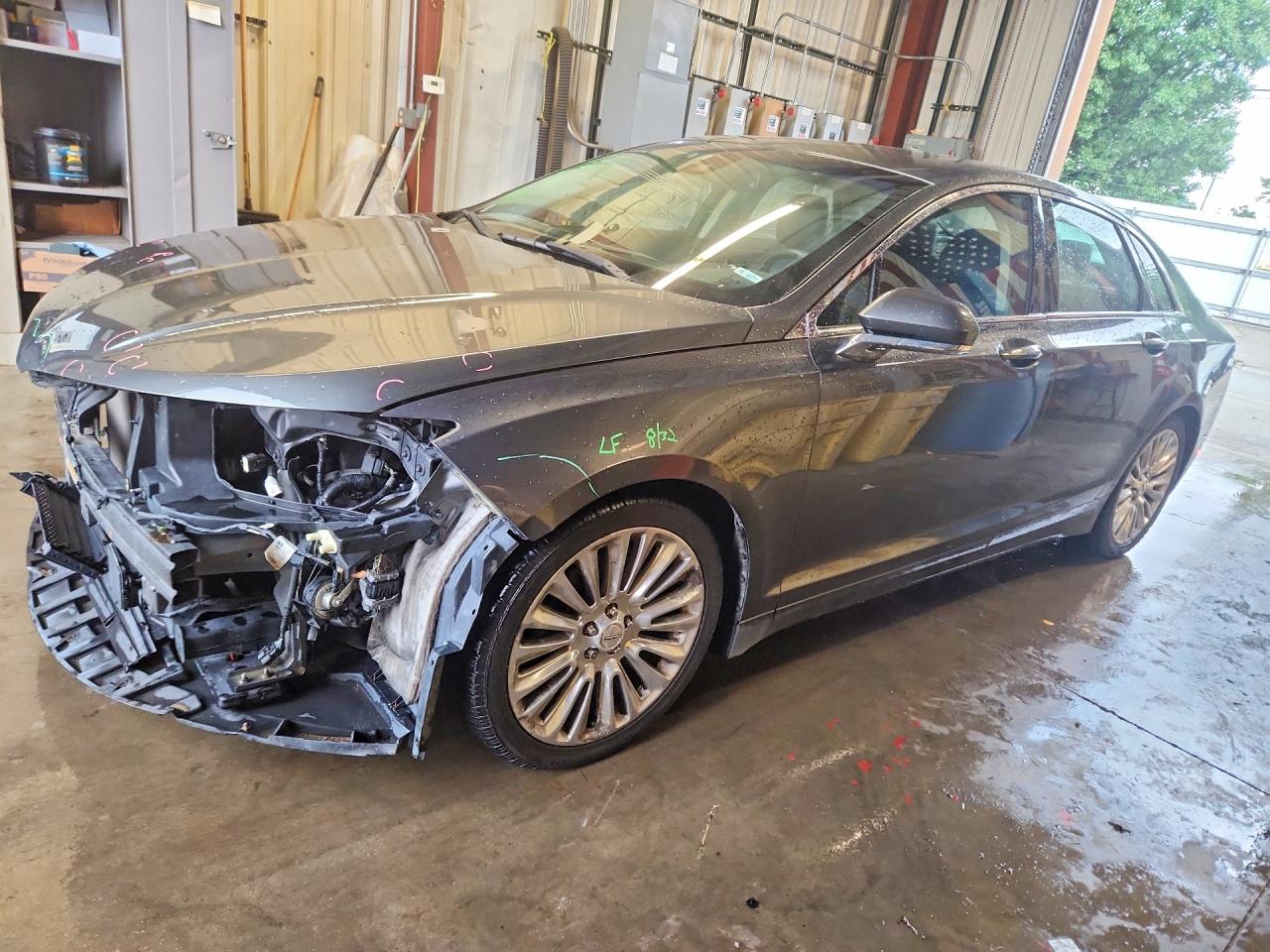 3LN6L2JK1GR615532 · 2016 LINCOLN MKZ