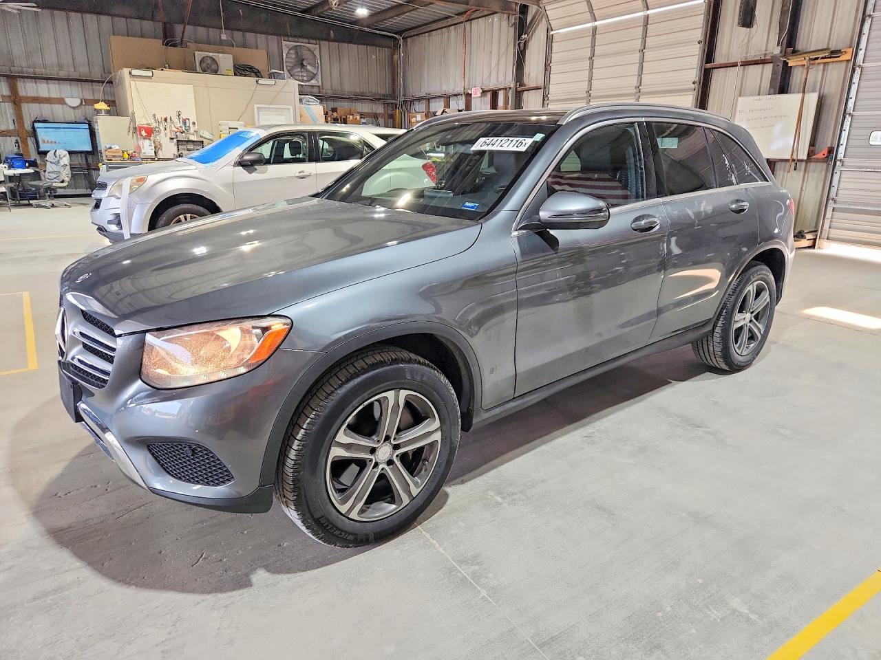 2016 MERCEDES-BENZ GLC