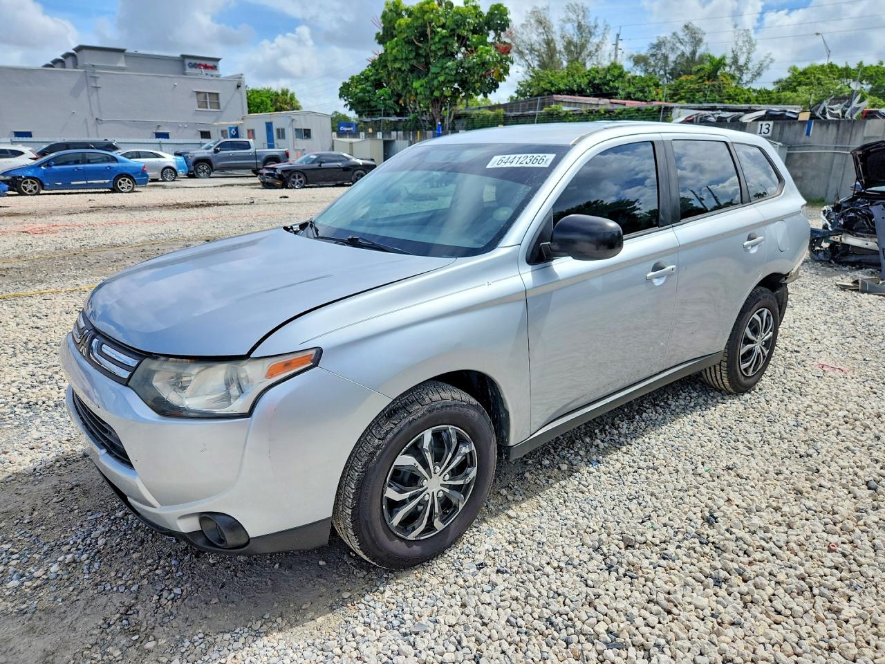 JA4AD2A34EZ006782 · 2014 MITSUBISHI OUTLANDER