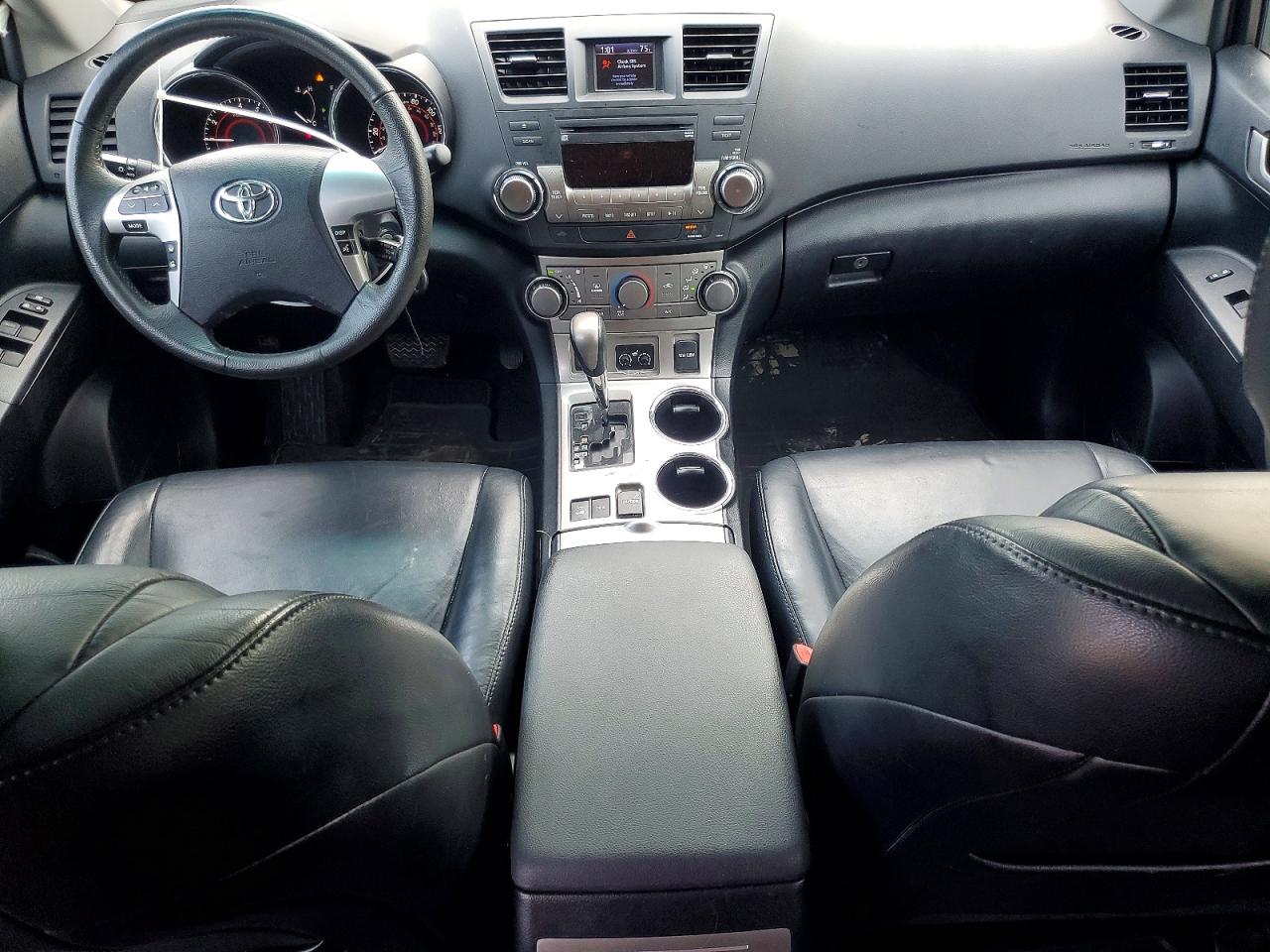 5TDBK3EH9CS166716 · 2012 TOYOTA HIGHLANDER · 8/13