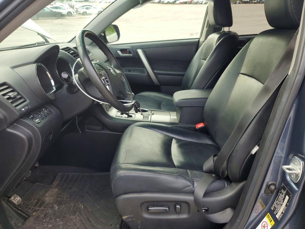 5TDBK3EH9CS166716 · 2012 TOYOTA HIGHLANDER · 7/13