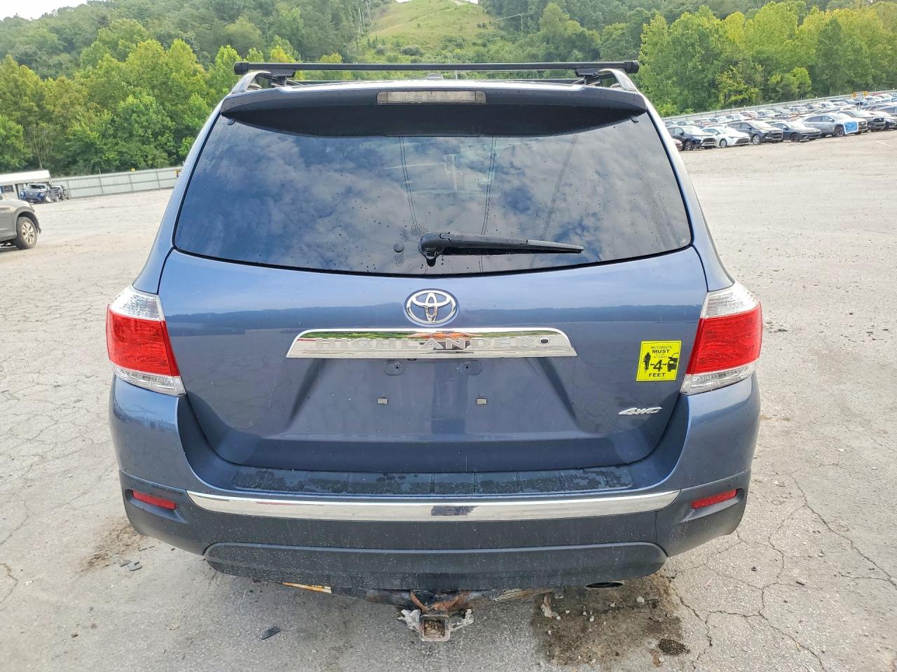 5TDBK3EH9CS166716 · 2012 TOYOTA HIGHLANDER · 6/13