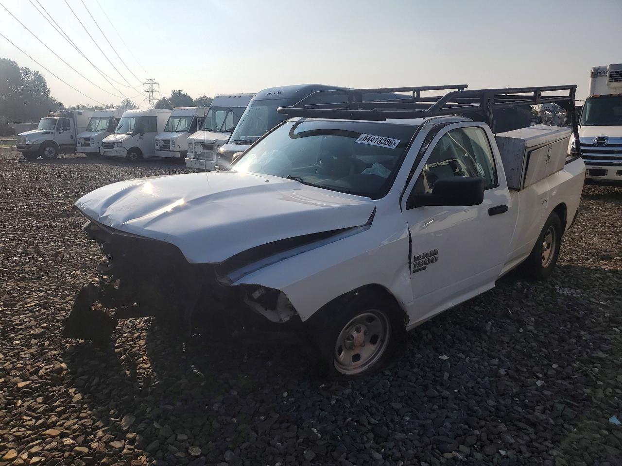 3C6JR6DG0KG567139 · 2019 RAM 1500 CLASSIC