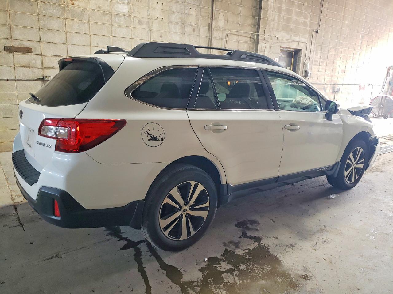 4S4BSAJC2K3276078 · 2019 SUBARU OUTBACK · 3/13