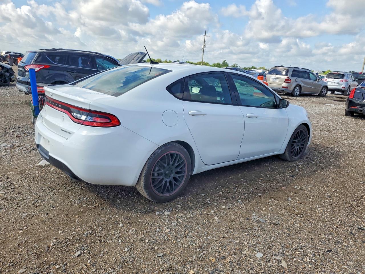 1C3CDFBB1FD378689 · 2015 DODGE DART · 3/12