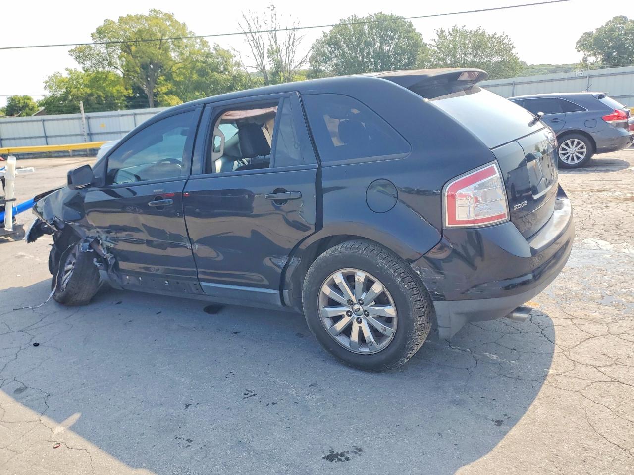 2FMDK39C87BB31627 · 2007 FORD EDGE · 2/14