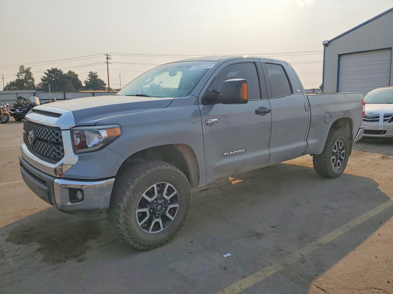 5TFUY5F12LX939685 · 2020 TOYOTA TUNDRA