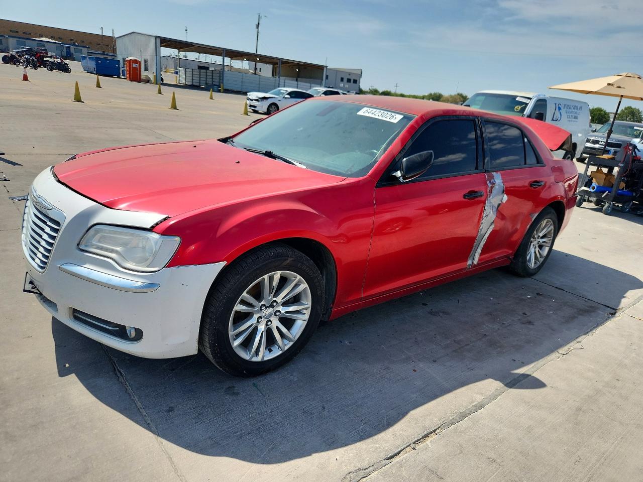 2C3CCAAG5HH662139 · 2017 CHRYSLER 300