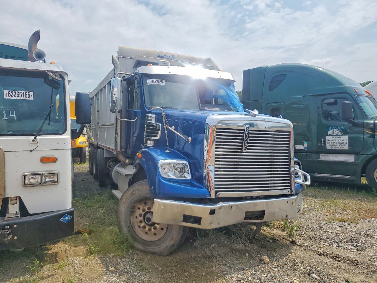 2020 FREIGHTLINER 122SD